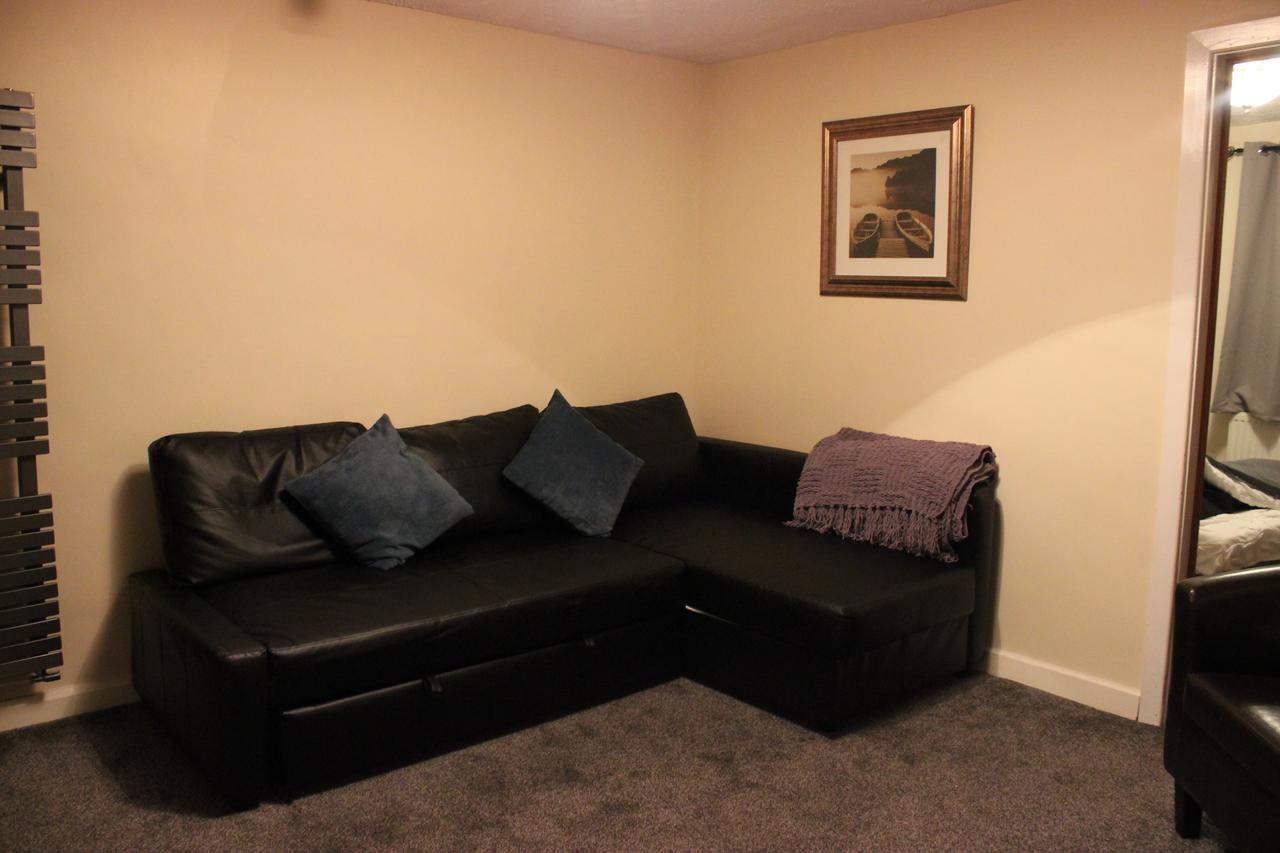 The New Lodge Pontardawe Bagian luar foto