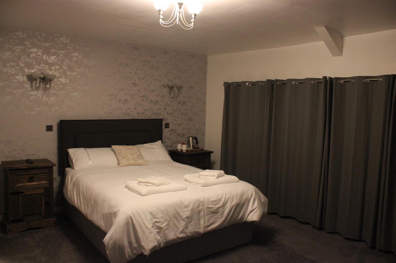 The New Lodge Pontardawe Bagian luar foto